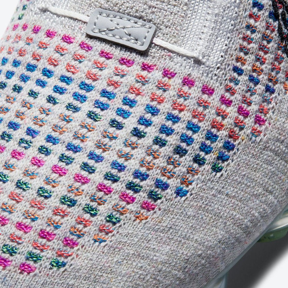Nike Air VaporMax 2020 Flyknit Running Pure Plat - Picture 2 of 8